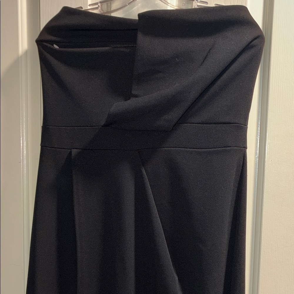 Elegant Black Strapless Dress